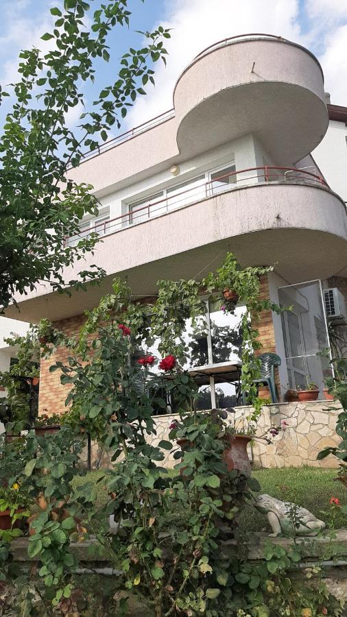 Popov Guest House Balchik Exterior photo