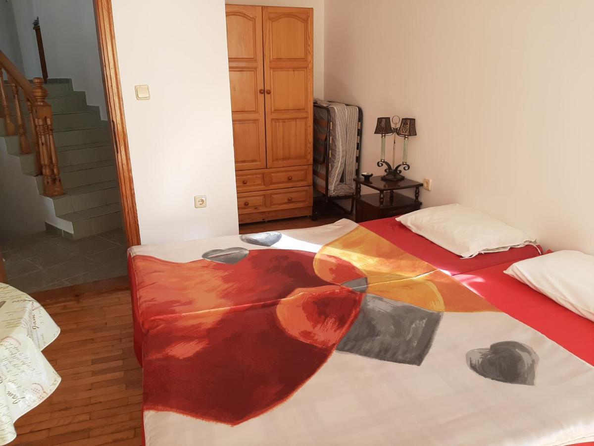 Popov Guest House Balchik Exterior photo