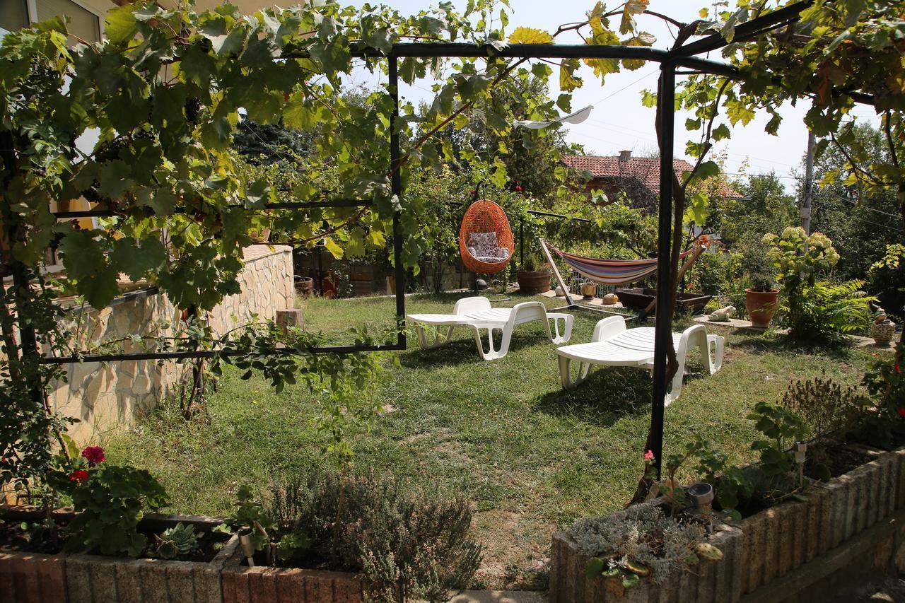 Popov Guest House Balchik Exterior photo