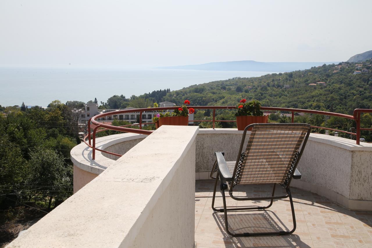 Popov Guest House Balchik Exterior photo